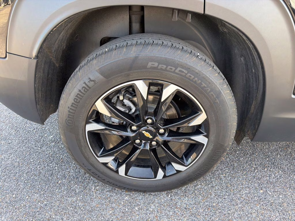 2021 Mosaic Black Metallic Chevrolet Trailblazer LT FWD SUV