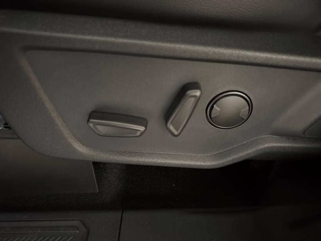 2026 Ruby Red Metallic Tinted Clearcoat Ford Bronco Outer Banks 4X4 SUV