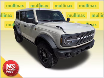 2026 Desert Sand Ford Bronco Badlands 4X4 SUV