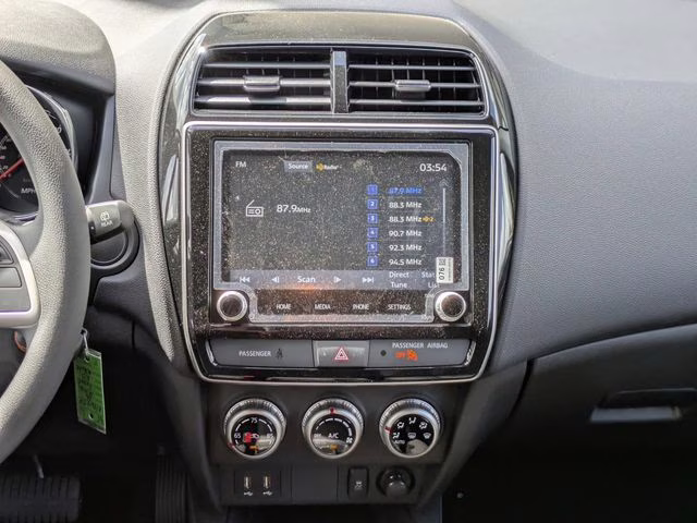 2026 White Diamond Mitsubishi Outlander Sport 2.0 ES 4X4 SUV