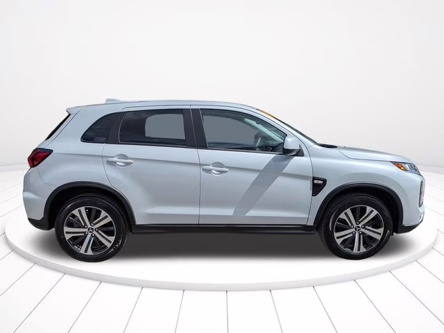 2026 White Diamond Mitsubishi Outlander Sport 2.0 ES 4X4 SUV