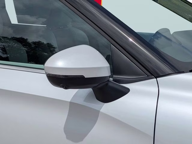 2026 White Diamond Mitsubishi Outlander SE FWD SUV