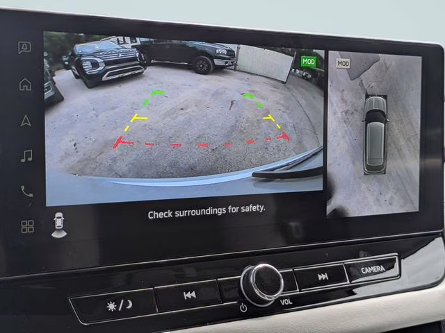 2026 White Diamond Mitsubishi Outlander SE FWD SUV