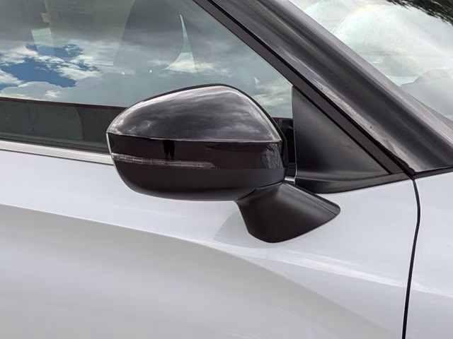 2026 White Diamond Mitsubishi Outlander SE FWD SUV