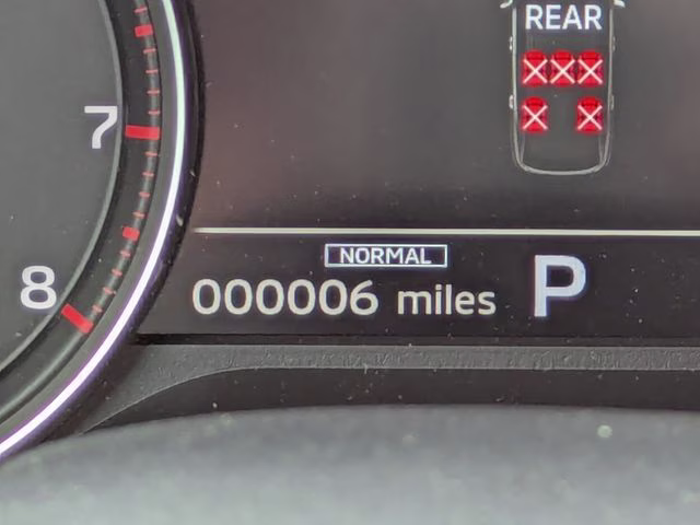 2026 White Diamond Mitsubishi Outlander SE FWD SUV