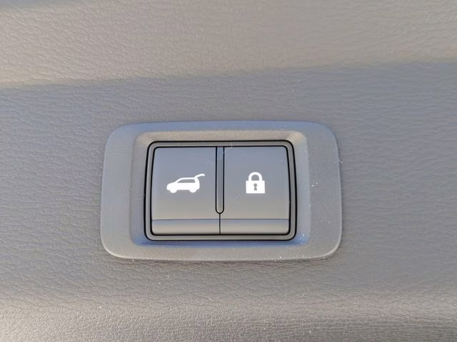 2026 White Diamond Mitsubishi Outlander SE FWD SUV