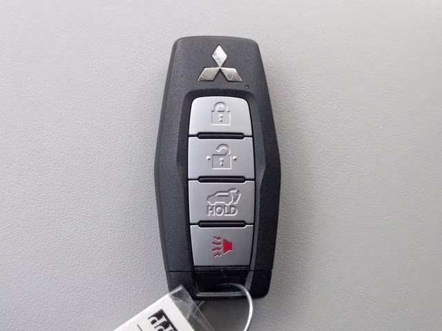 2025 Silver Mitsubishi Outlander Platinum Edition AWD SUV