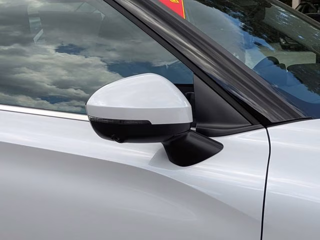 2026 White Diamond Mitsubishi Outlander SE FWD SUV