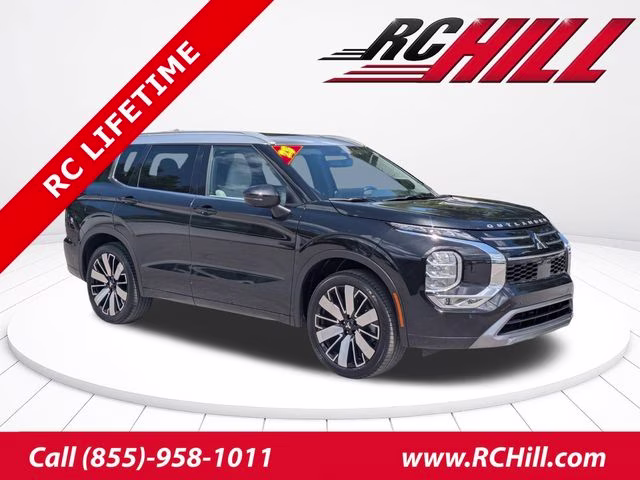 2025 Silver Mitsubishi Outlander Platinum Edition AWD SUV