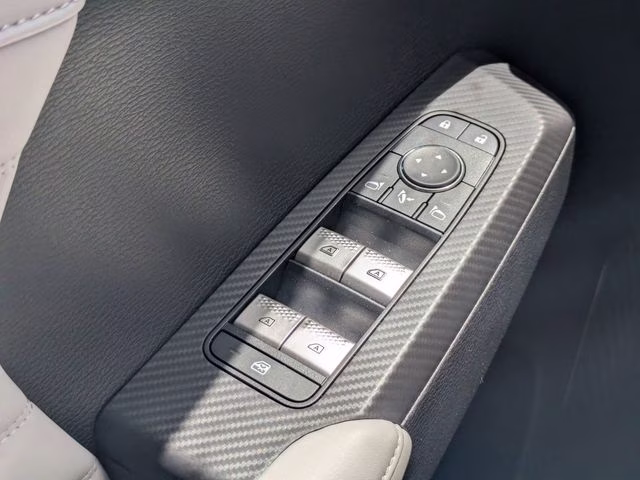 2025 Silver Mitsubishi Outlander Platinum Edition AWD SUV