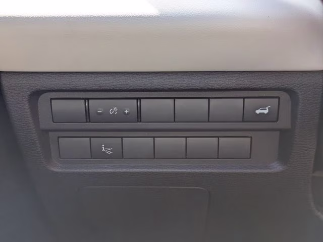2025 Silver Mitsubishi Outlander Platinum Edition AWD SUV