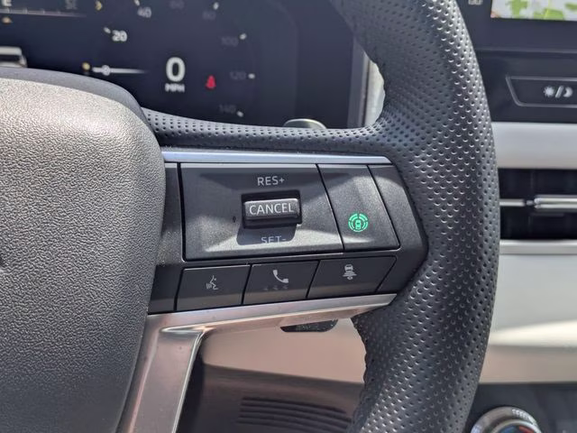 2025 Silver Mitsubishi Outlander Platinum Edition AWD SUV