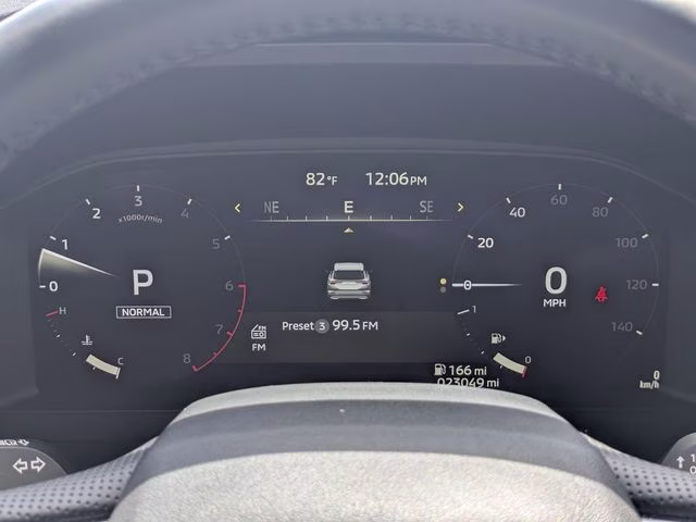 2025 Silver Mitsubishi Outlander Platinum Edition AWD SUV