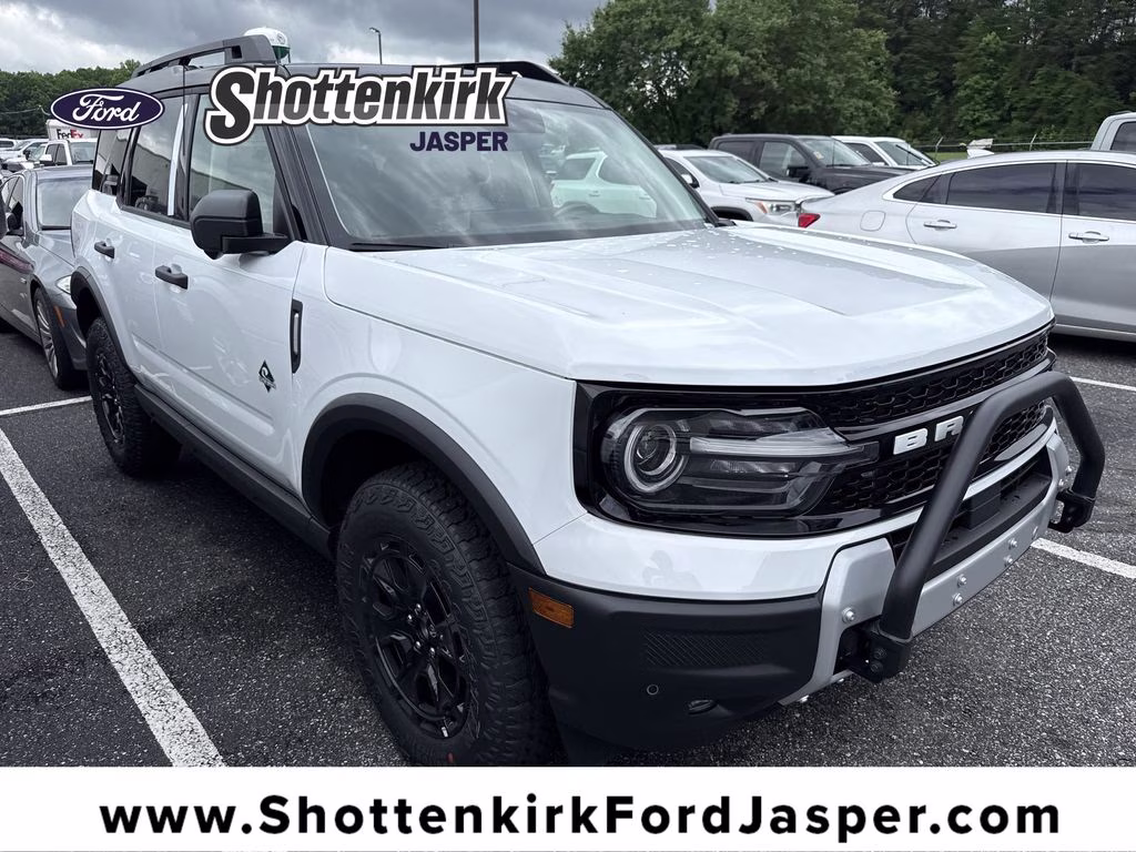 2026 Oxford White Ford Bronco Sport Outer Banks 4X4 SUV
