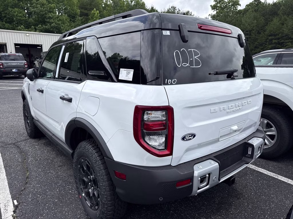 2026 Oxford White Ford Bronco Sport Outer Banks 4X4 SUV