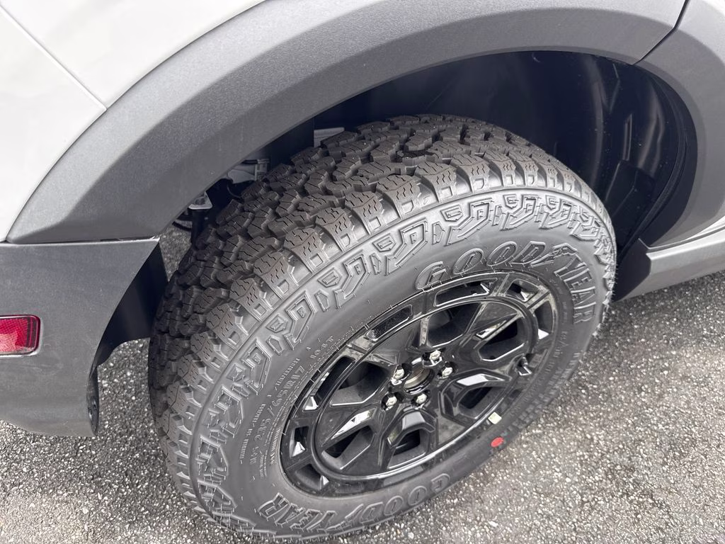2026 Oxford White Ford Bronco Sport Outer Banks 4X4 SUV