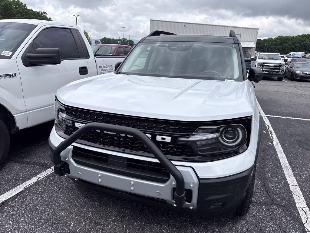 2026 Oxford White Ford Bronco Sport Outer Banks 4X4 SUV