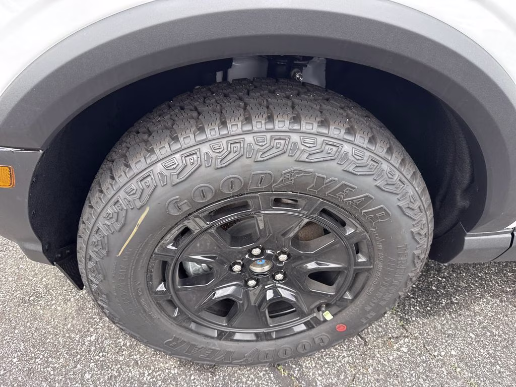 2026 Oxford White Ford Bronco Sport Outer Banks 4X4 SUV