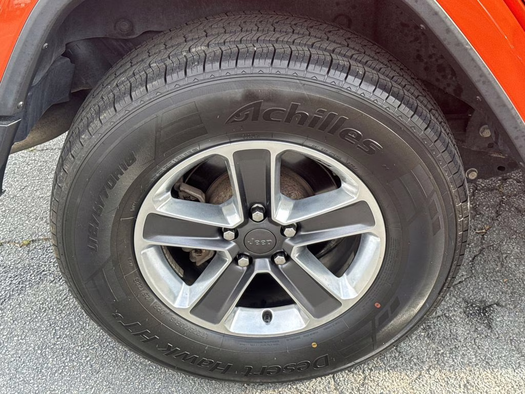 2019 Punkn Metallic Clearcoat Jeep Wrangler Unlimited Sahara 4X4 SUV