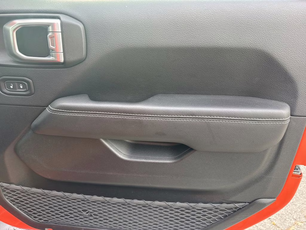 2019 Punkn Metallic Clearcoat Jeep Wrangler Unlimited Sahara 4X4 SUV