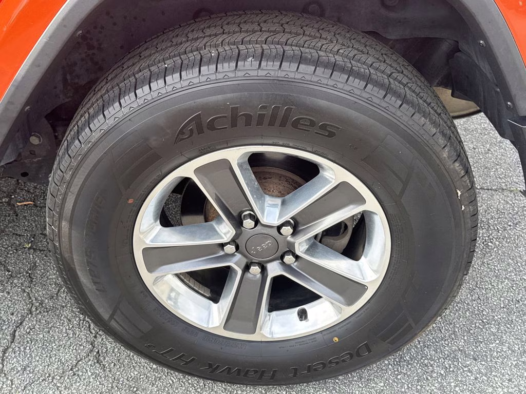 2019 Punkn Metallic Clearcoat Jeep Wrangler Unlimited Sahara 4X4 SUV