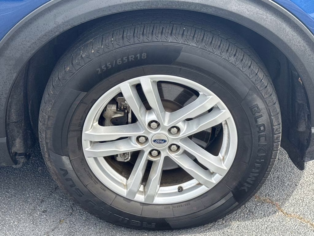 2020 Blue Metallic Ford Explorer XLT RWD SUV