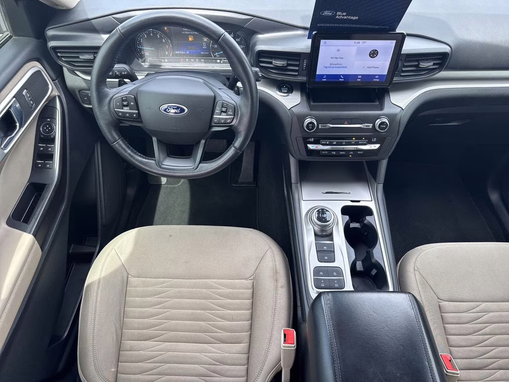 2020 Blue Metallic Ford Explorer XLT RWD SUV