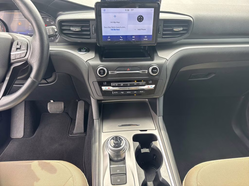 2020 Blue Metallic Ford Explorer XLT RWD SUV