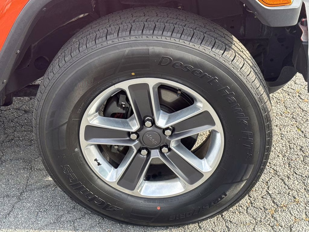 2019 Punkn Metallic Clearcoat Jeep Wrangler Unlimited Sahara 4X4 SUV