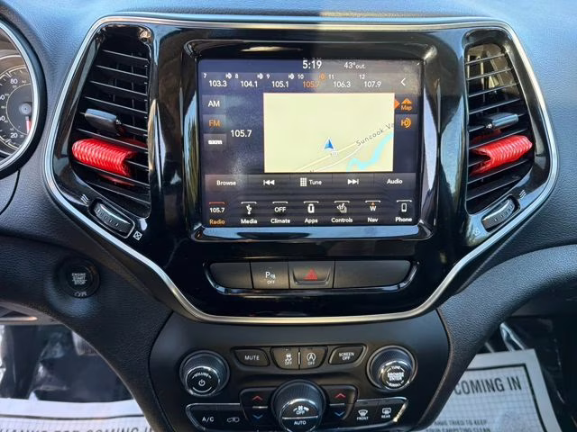 2019 Bright White Clearcoat Jeep Cherokee Limited 4X4 SUV