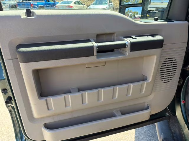 2009 Green Ford Super Duty F-350 DRW XL 4X4 Chassis