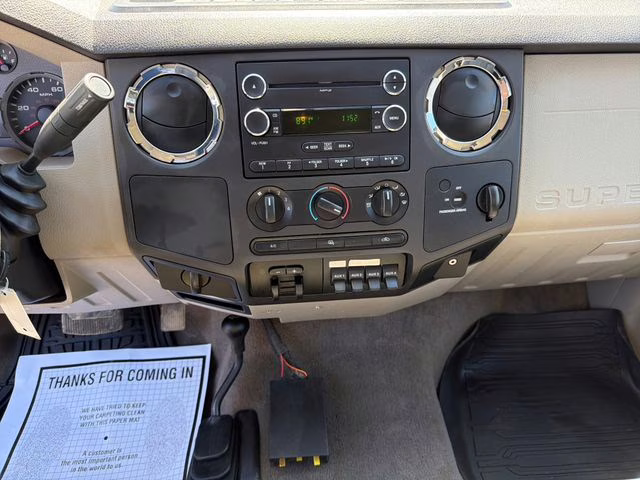 2009 Green Ford Super Duty F-350 DRW XL 4X4 Chassis