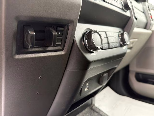 2020 Magnetic Ford Super Duty F-350 SRW XL 4X4 Truck