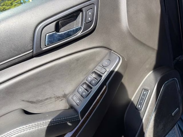 2017 Tungsten Metallic Chevrolet Suburban LT 4X4 SUV