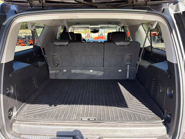2017 Tungsten Metallic Chevrolet Suburban LT 4X4 SUV