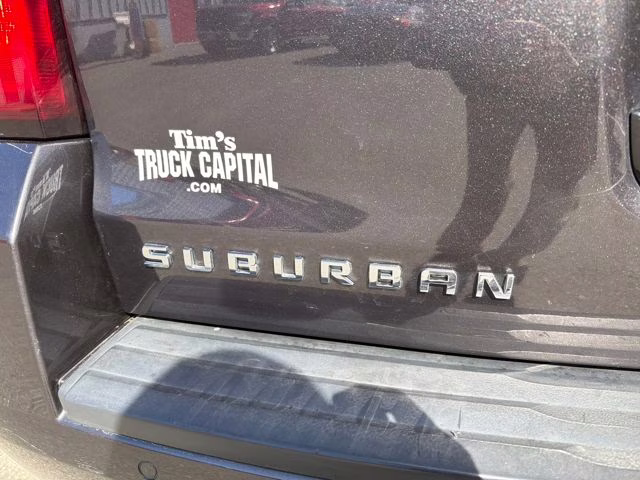 2017 Tungsten Metallic Chevrolet Suburban LT 4X4 SUV