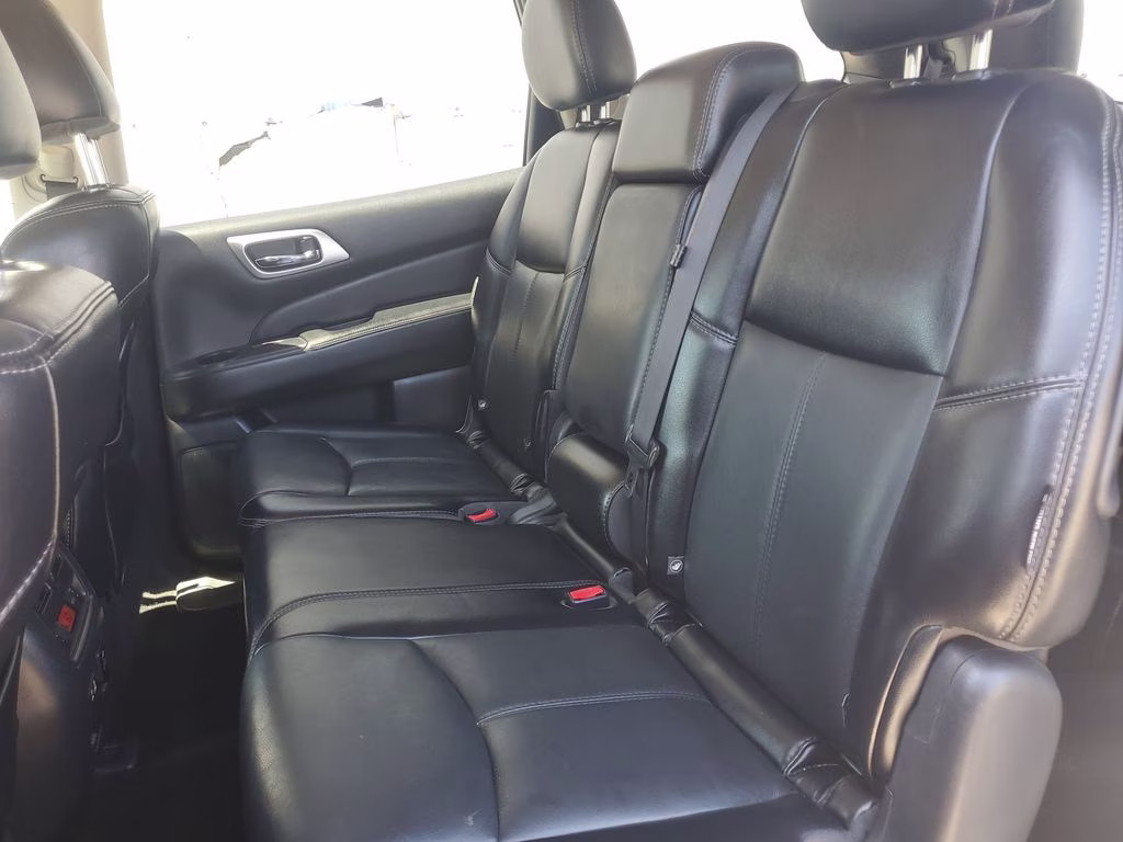2020 Magnetic Black Pearl Nissan Pathfinder SL FWD SUV
