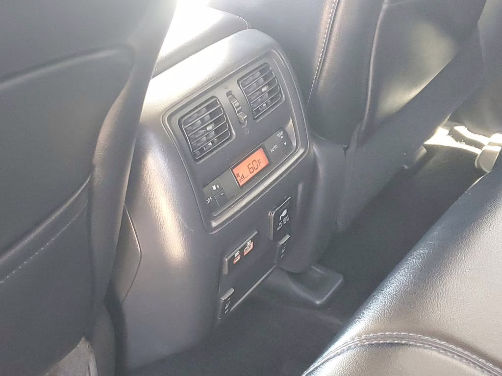 2020 Magnetic Black Pearl Nissan Pathfinder SL FWD SUV