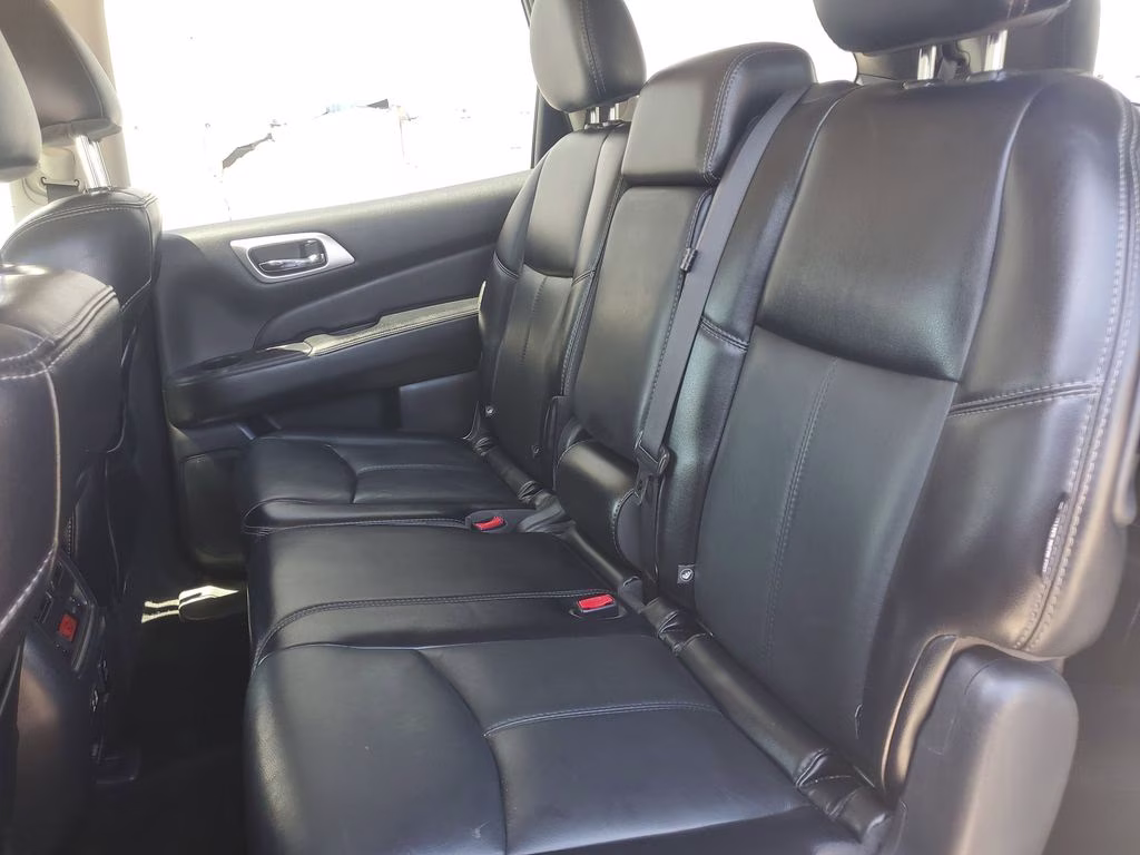2020 Magnetic Black Pearl Nissan Pathfinder SL FWD SUV