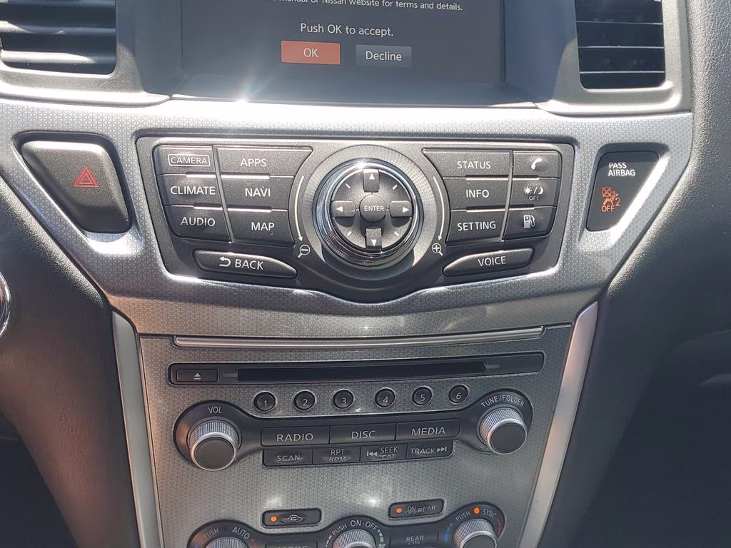 2020 Magnetic Black Pearl Nissan Pathfinder SL FWD SUV