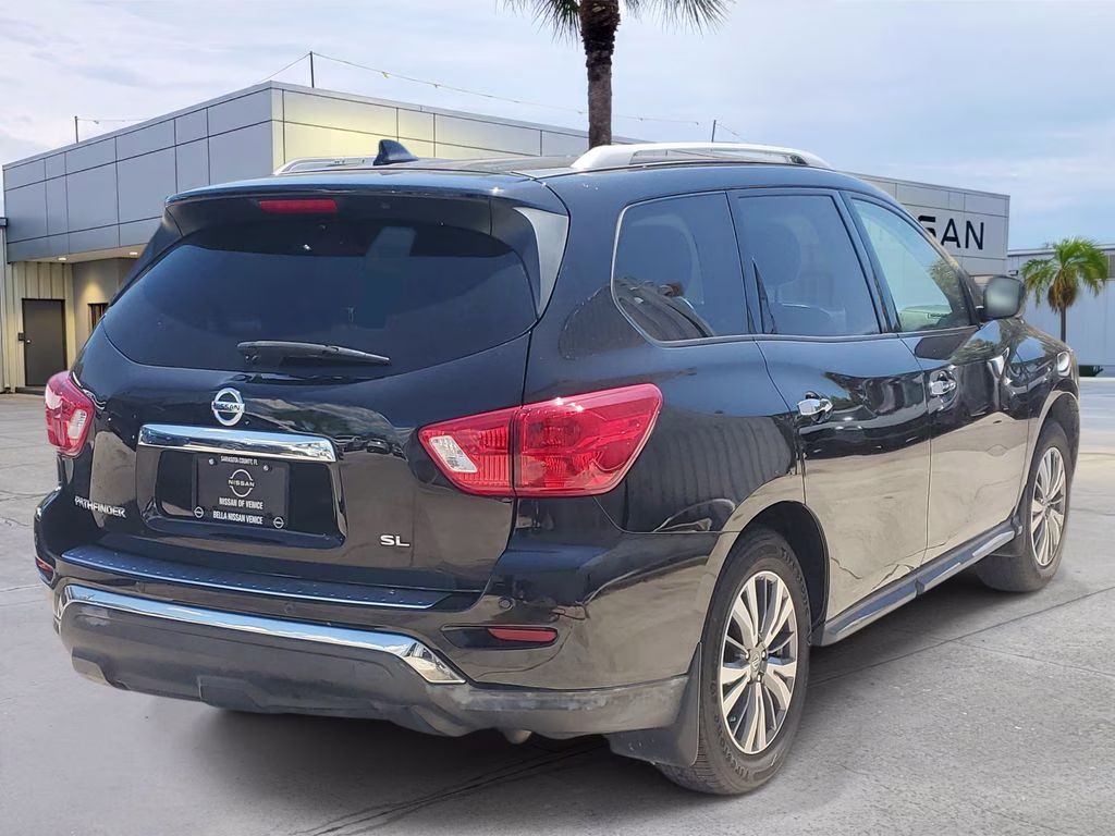 2020 Magnetic Black Pearl Nissan Pathfinder SL FWD SUV