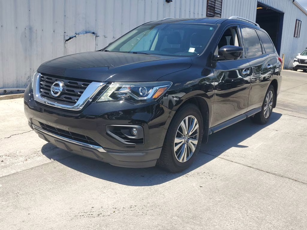 2020 Magnetic Black Pearl Nissan Pathfinder SL FWD SUV