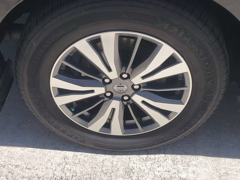 2020 Magnetic Black Pearl Nissan Pathfinder SL FWD SUV