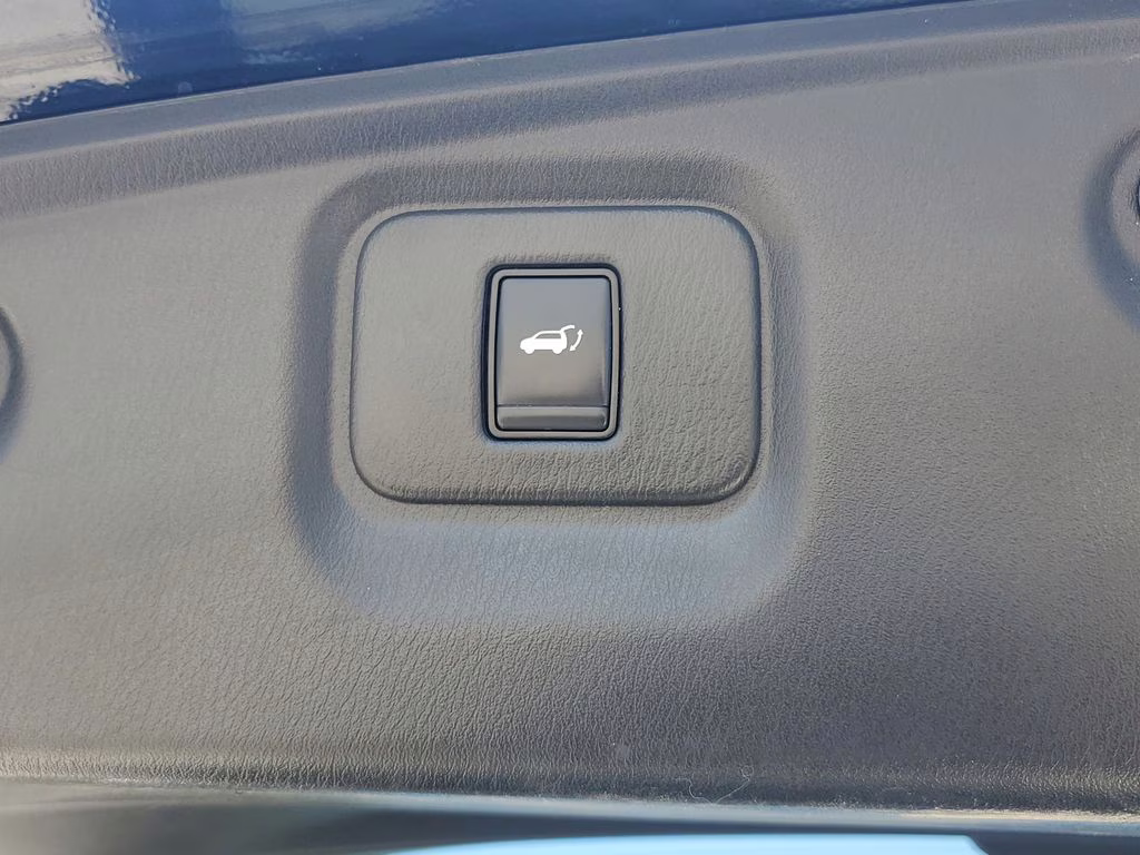 2020 Magnetic Black Pearl Nissan Pathfinder SL FWD SUV