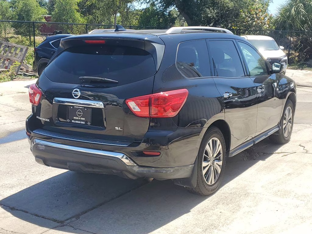 2020 Magnetic Black Pearl Nissan Pathfinder SL FWD SUV