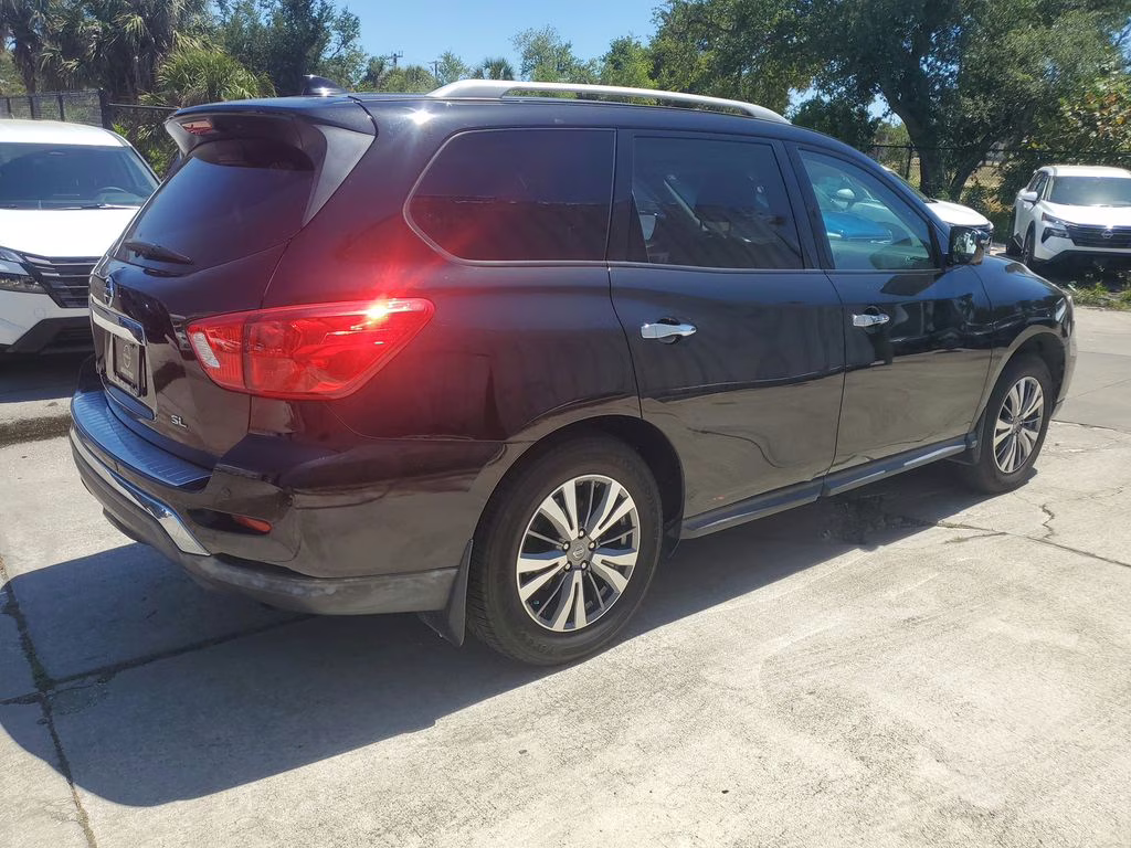 2020 Magnetic Black Pearl Nissan Pathfinder SL FWD SUV