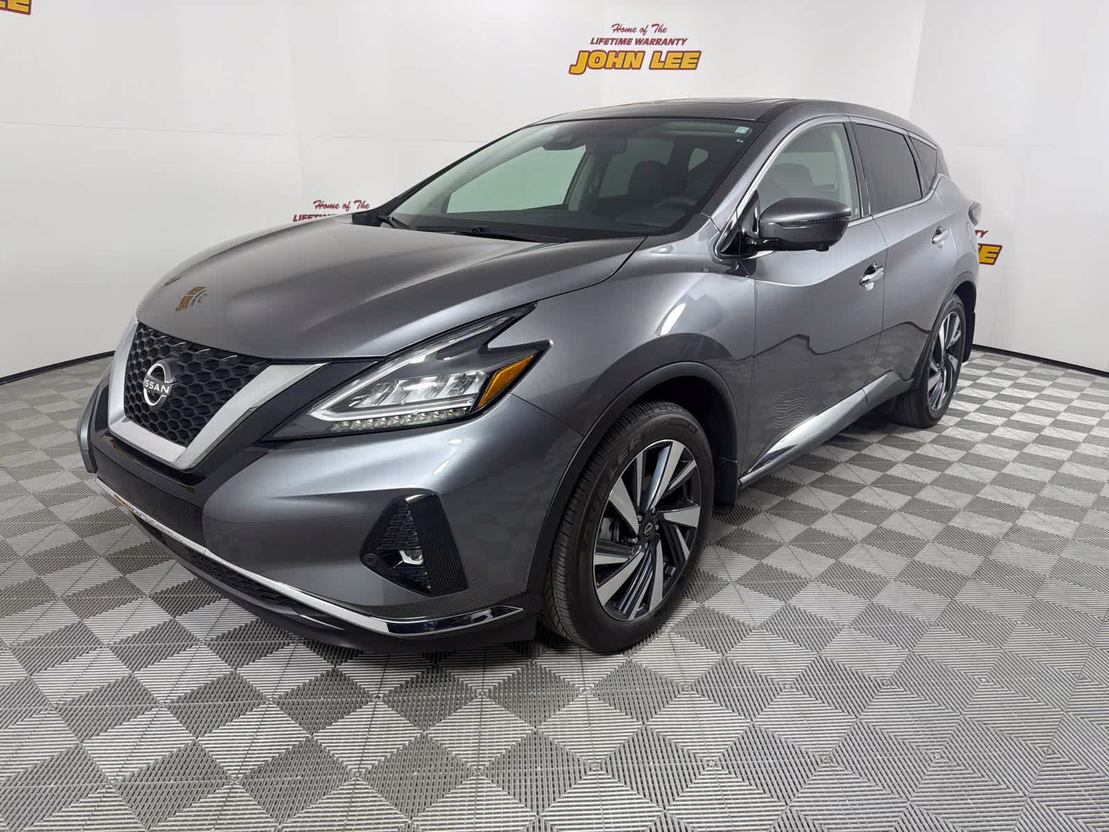 2024 Gun Metallic Nissan Murano SL FWD SUV