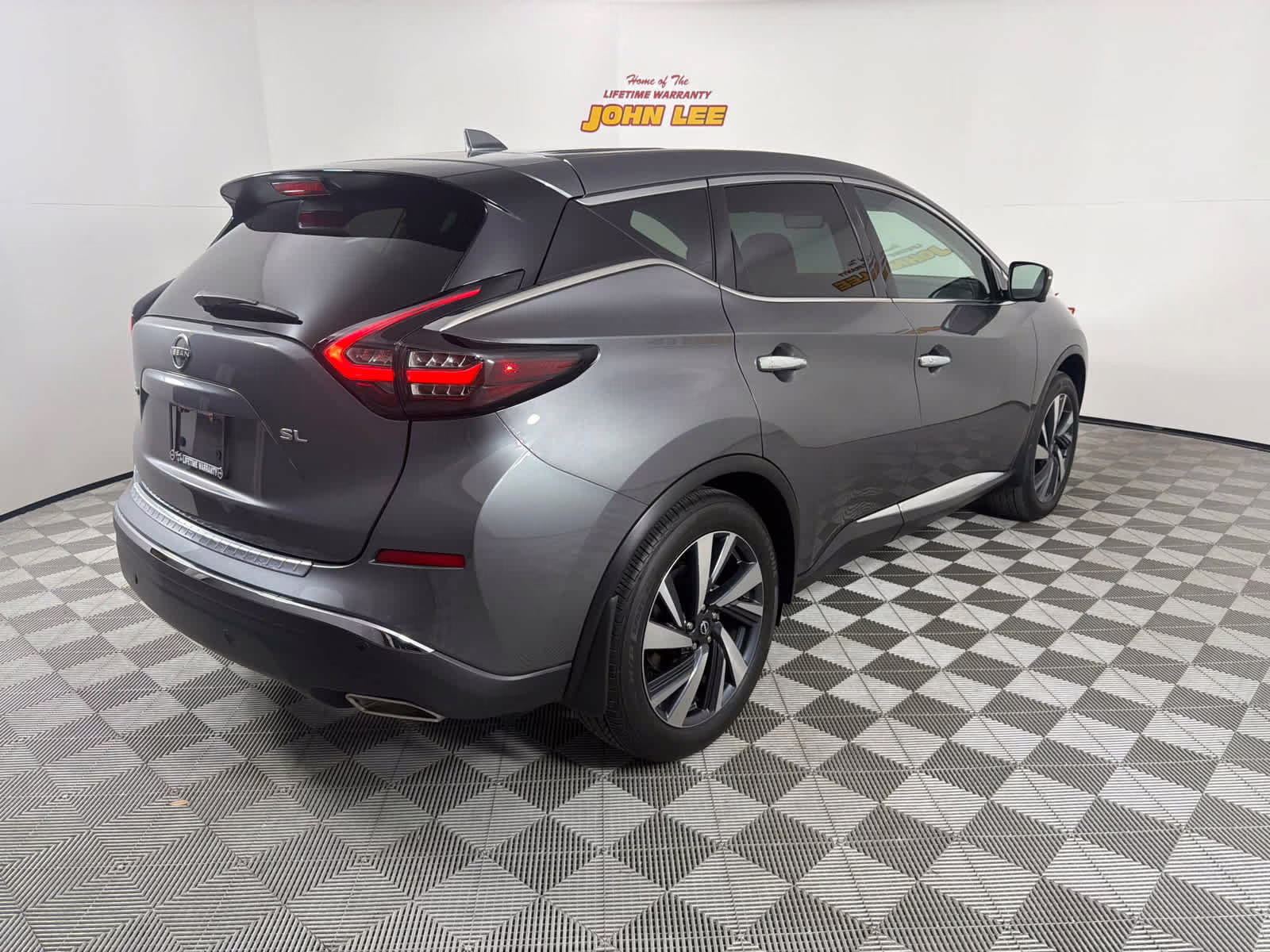 2024 Gun Metallic Nissan Murano SL FWD SUV