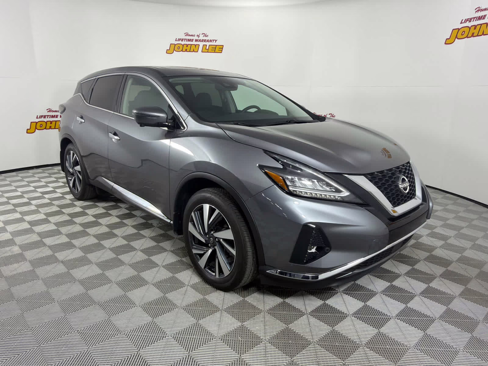 2024 Gun Metallic Nissan Murano SL FWD SUV