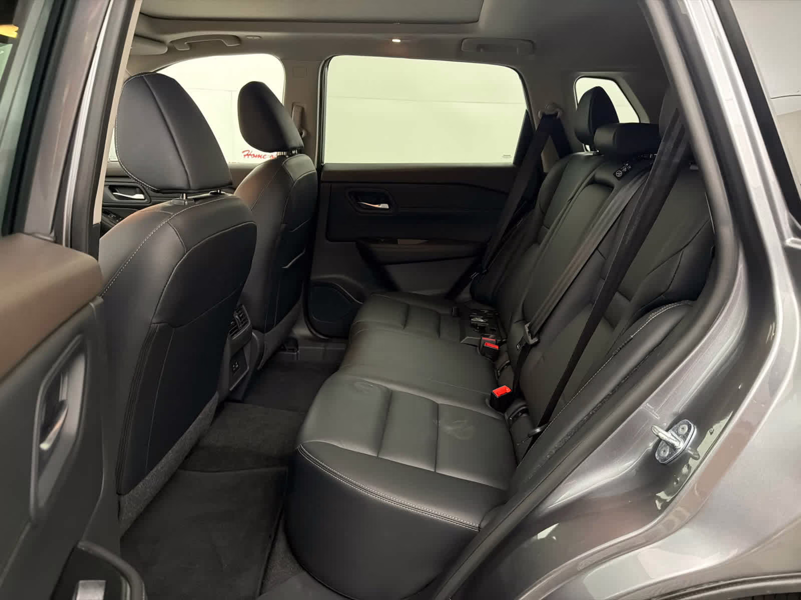 2023 Gun Metallic Nissan Rogue SL AWD SUV